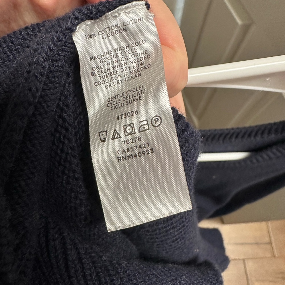 LOFT Navy Sweater with White Whale Design - Picture 3 of 3